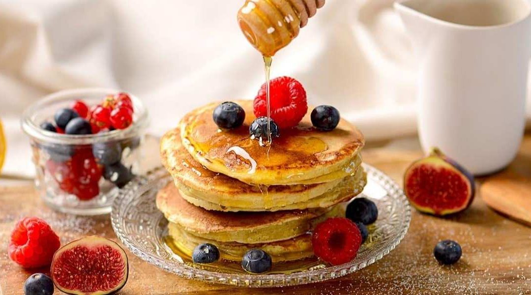 Pancake lait amande flocon avoine : moelleux, léger et plein de saveurs